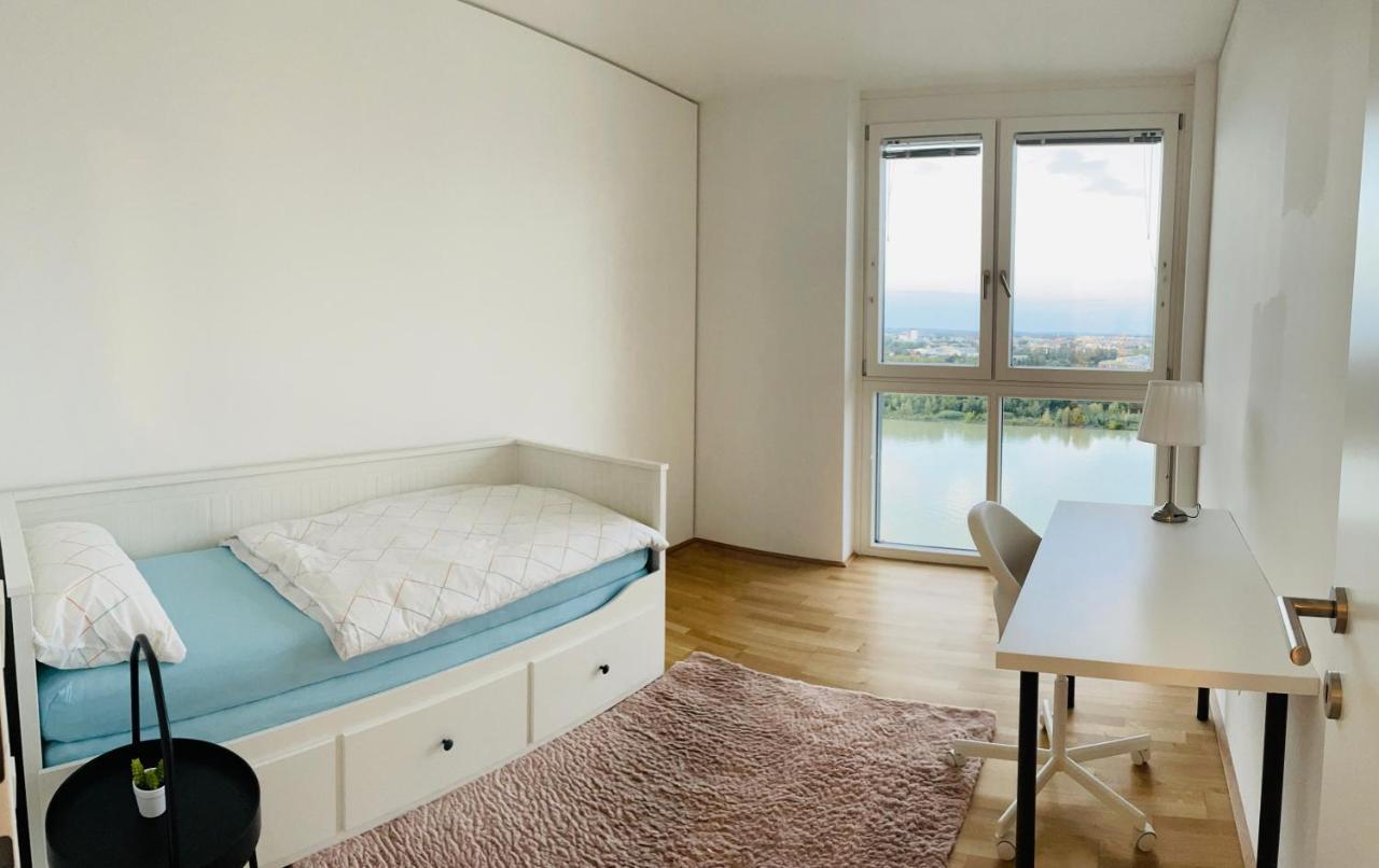 Danube Skyline Executive Apartment Vienna Luaran gambar