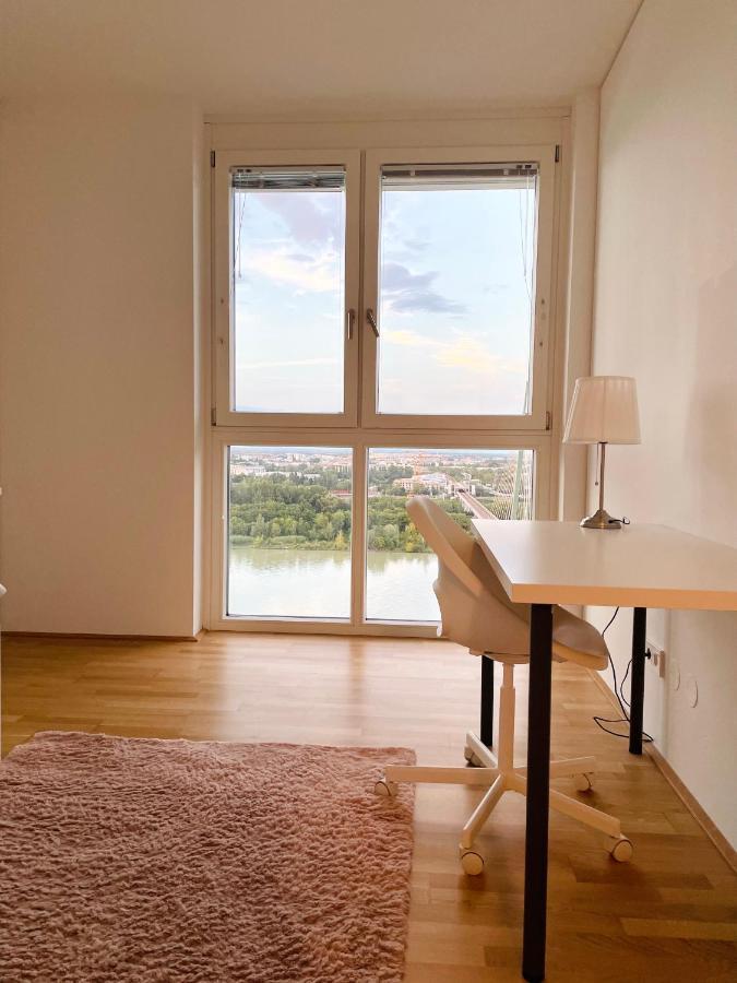 Danube Skyline Executive Apartment Vienna Luaran gambar